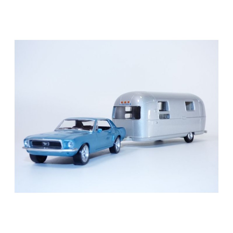 Norev - Véhicule miniature - Ford Mustang 1968 avec caravane Airstream