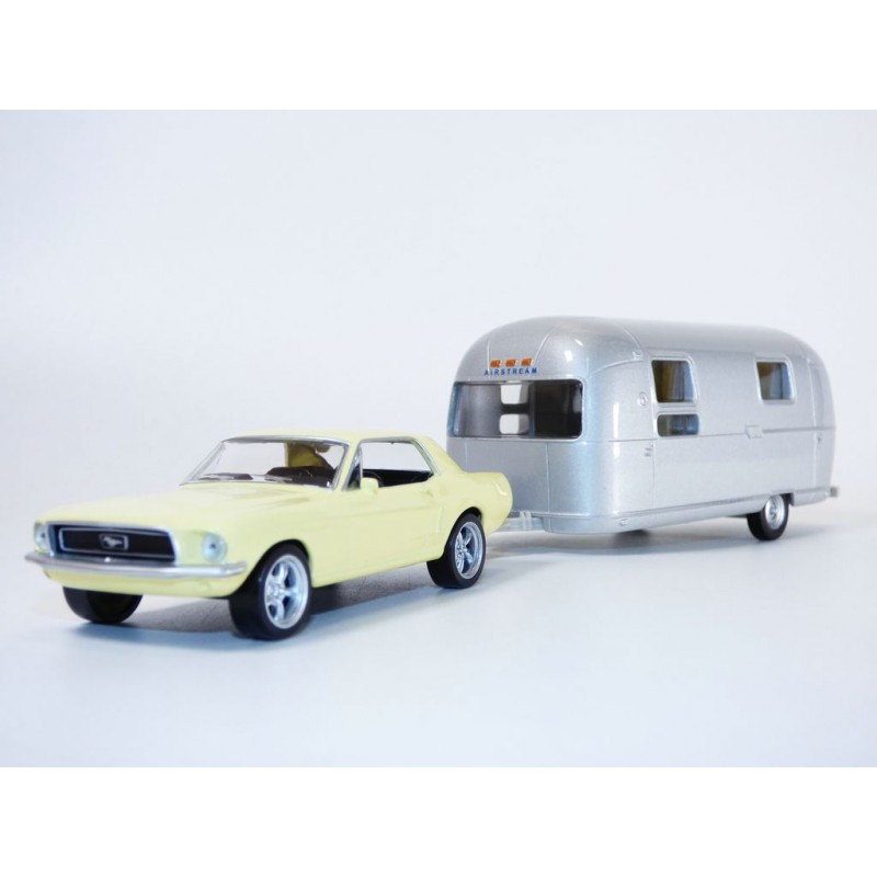 Norev - Véhicule miniature - Ford Mustang jaune 1968 avec caravane