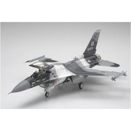 Tamiya - 61106 - Maquette - F-16C N Agressor - Echelle 1:48